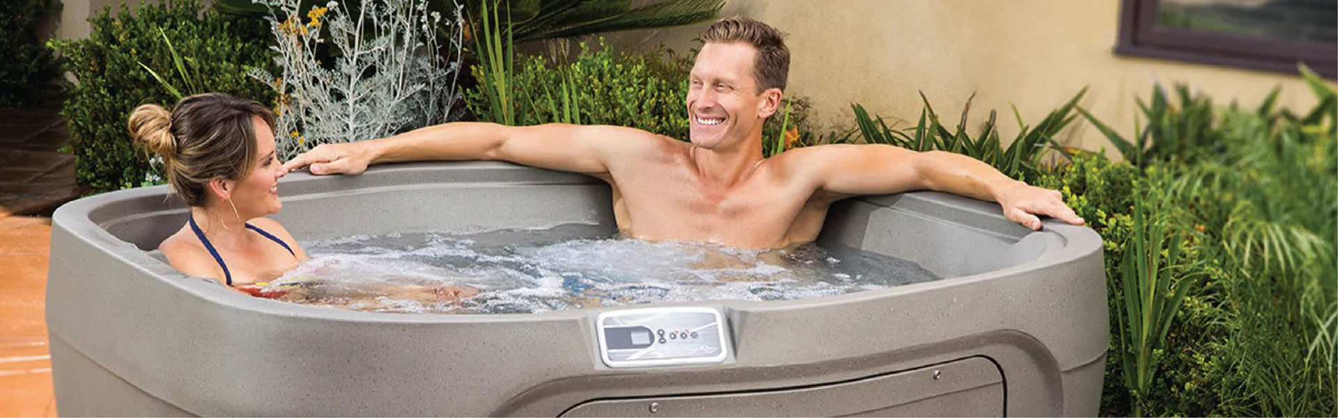 10 Tips to Extend the Life of Your Hot Tub Cover
